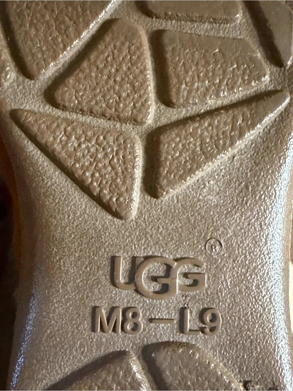 Original UGG Australia Classic Tall Sheepskin Boots Chestnut Women’s 8 Men’s 7